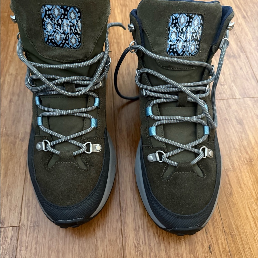 Scotch & Soda Olive Green Hiking Boots with Gray Laces